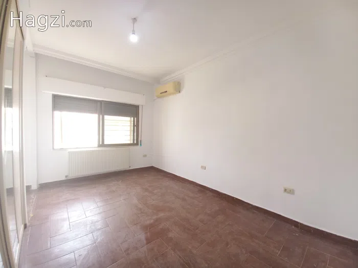 Unfurnished Apartment for rent in khalda  - Secondary Image 2