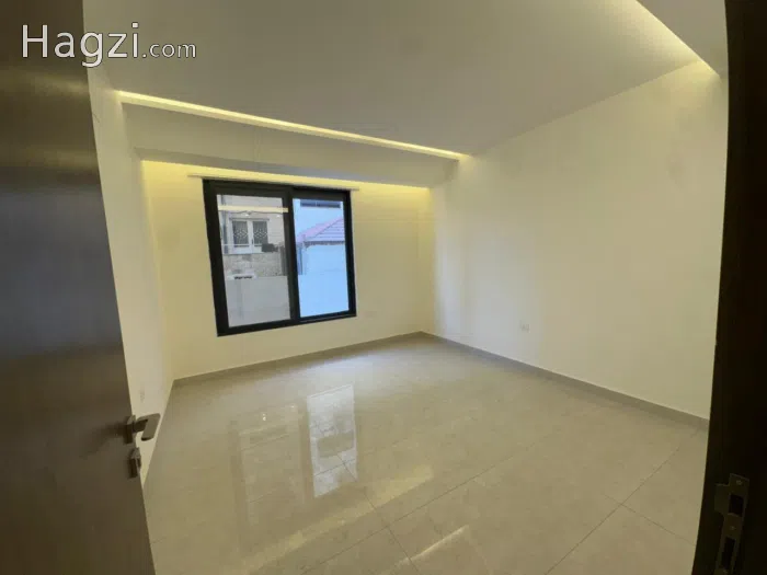 Apartment for Sale in 4th Circle - Secondary Image 2